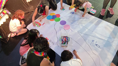 Con la obra “Un viaje de colores”, niños y niñas aprenden a reconocer las emociones