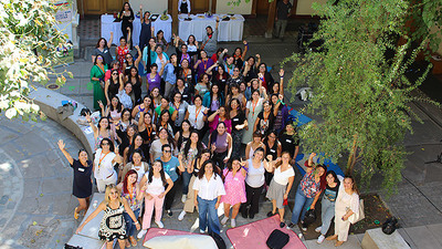 Conmemoración del Día de la Mujer releva compromiso del Servicio con niños, niñas y adolescentes