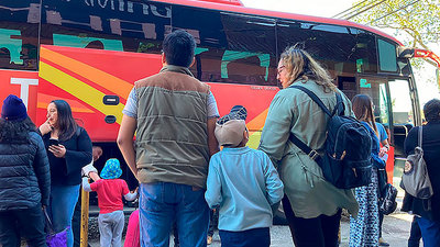 Niños, niñas y adolescentes de Los Lagos visitan Puerto Varas y el lago Llanquihue