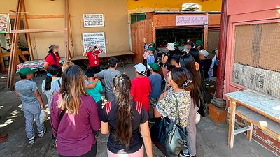 Niños y niñas de Arica participan en Walking Tour por centro histórico