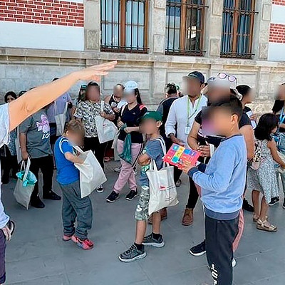 Niños y niñas de Arica participan en Walking Tour por centro histórico