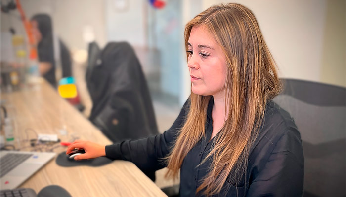 Profesional del equipo de Transferencia Técnica monitorea desarrollo de cursos de formación